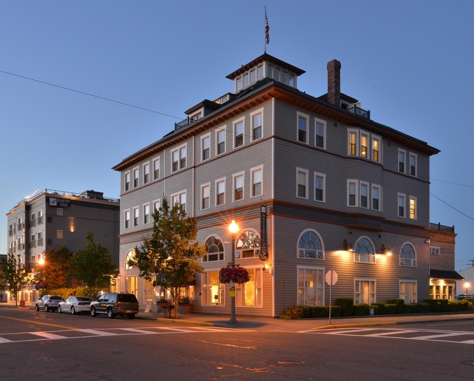 Majestic Inn And Spa Anacortes Exterior photo